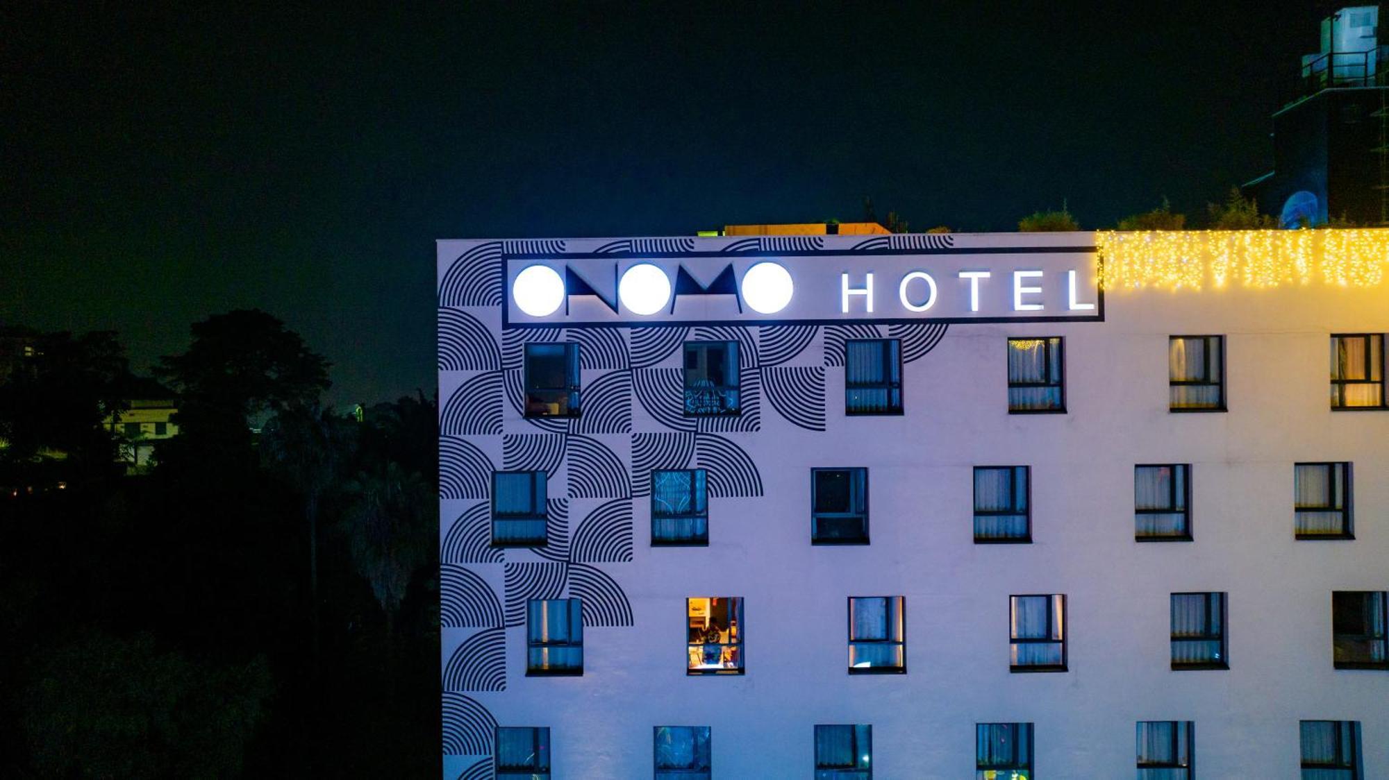 Onomo Hotel Kampala Exterior foto